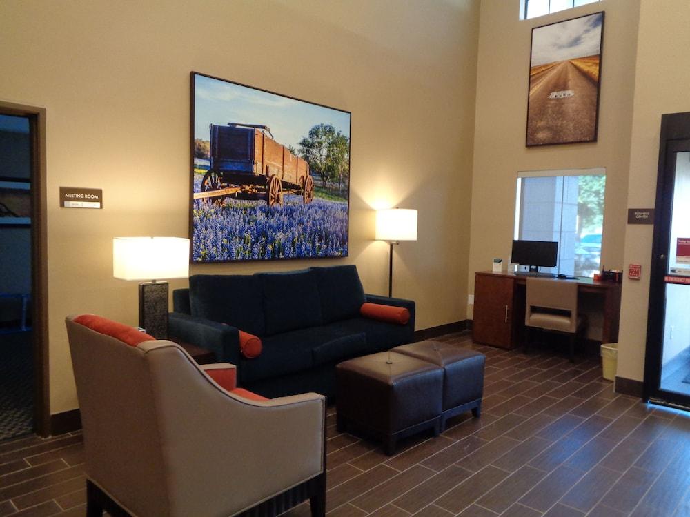 Comfort Suites Lufkin Exterior photo