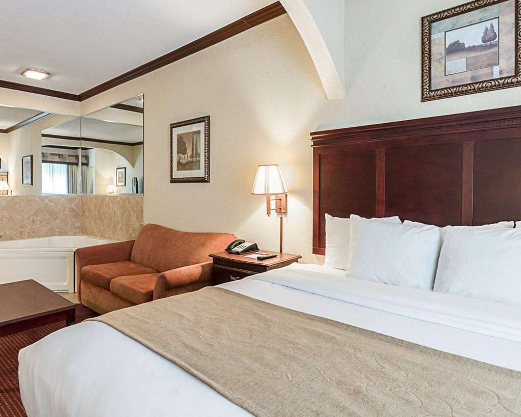 Comfort Suites Lufkin Room photo